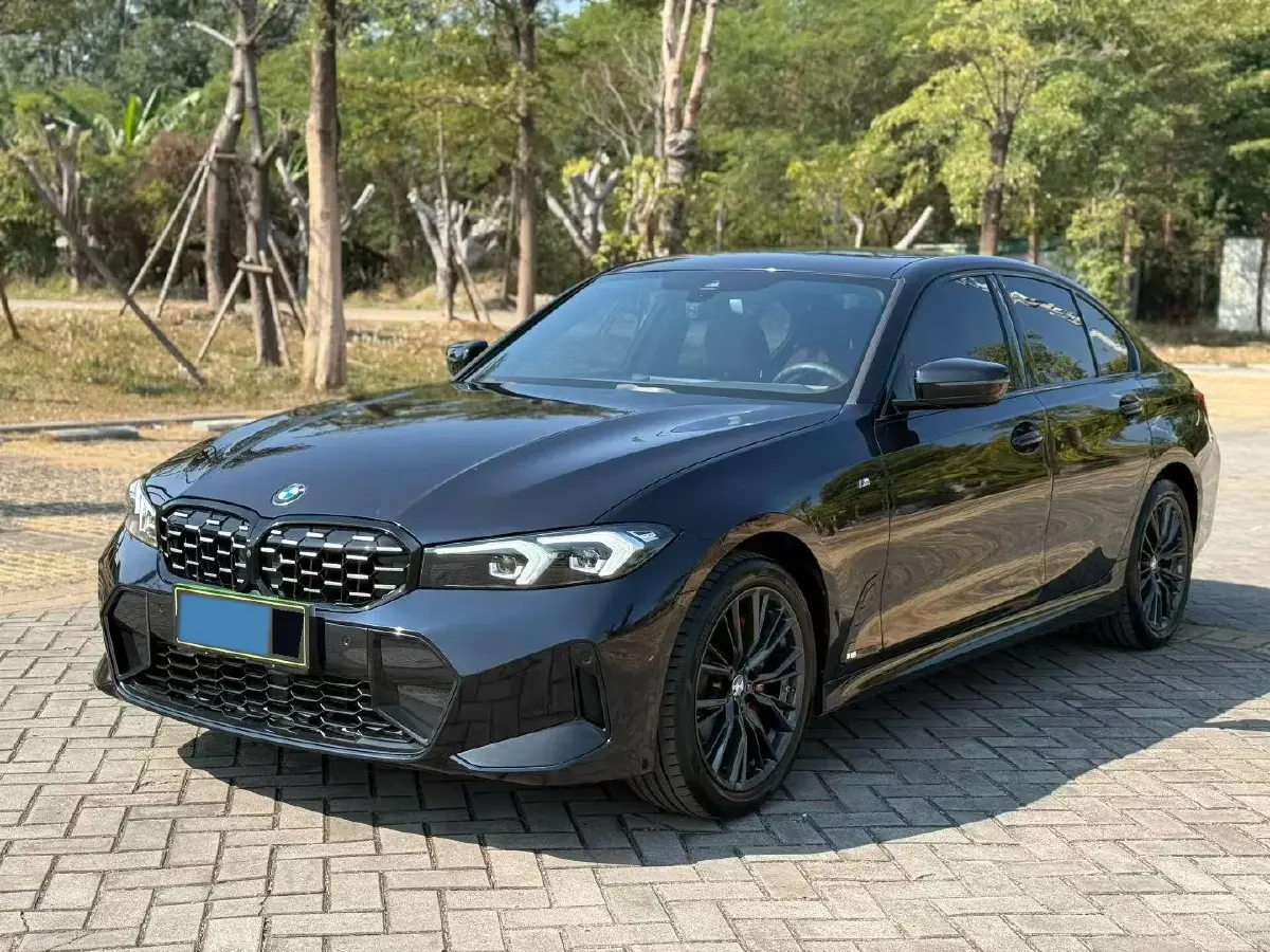 2024 BMW 3 Series 2.0T 184HP L4 8AT