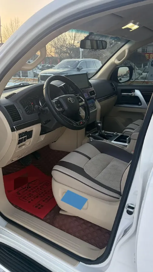 2015 Toyota Land Cruiser 4.0L 275HP V6 5AT,autocango,china used car exporter,china ev exporter,chinese used car exporter,chinese used ev exporter