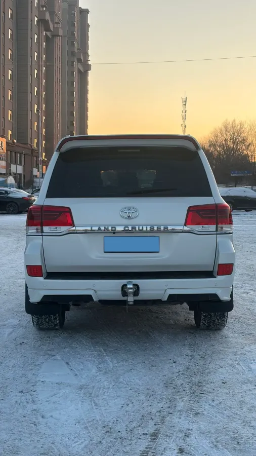 2015 Toyota Land Cruiser 4.0L 275HP V6 5AT,autocango,china used car exporter,china ev exporter,chinese used car exporter,chinese used ev exporter