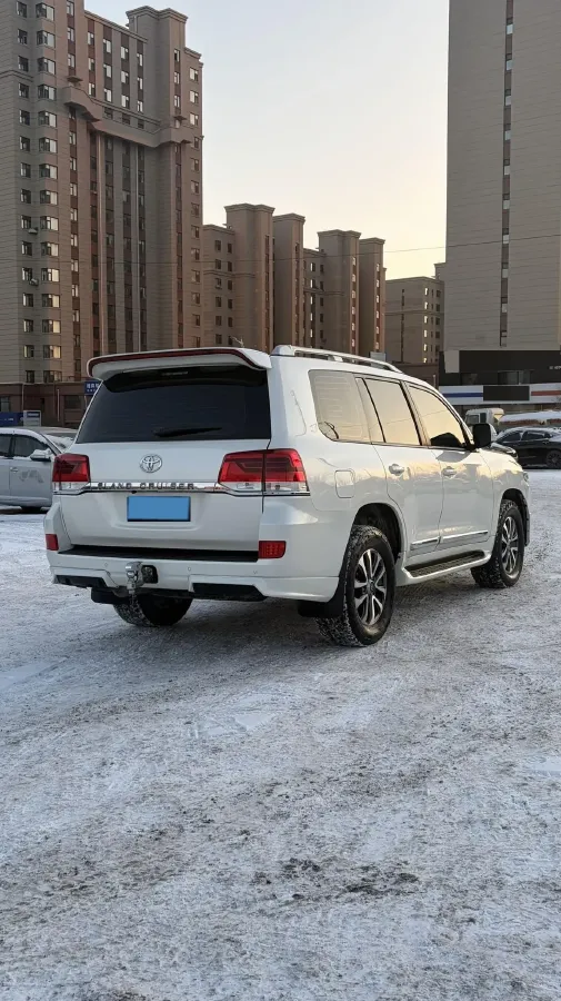 2015 Toyota Land Cruiser 4.0L 275HP V6 5AT,autocango,china used car exporter,china ev exporter,chinese used car exporter,chinese used ev exporter