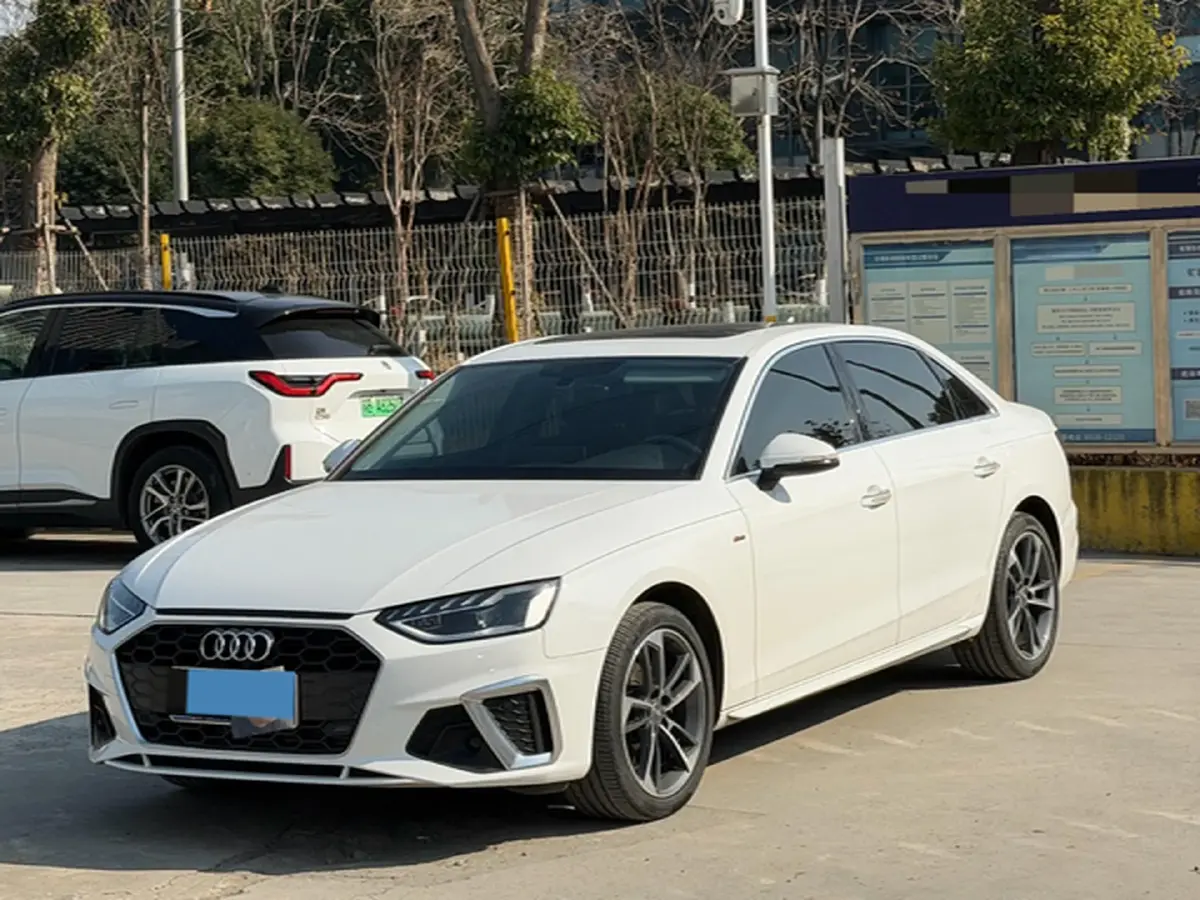 2020 Audi A4L 2.0T 190HP L4 7DCT