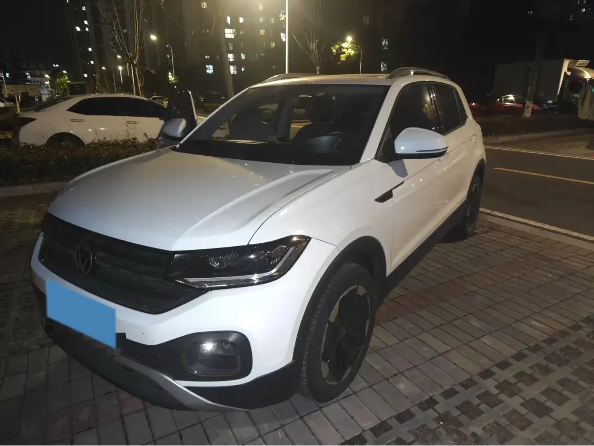 2021 Volkswagen Tacqua 1.5L 113HP L4 6AT