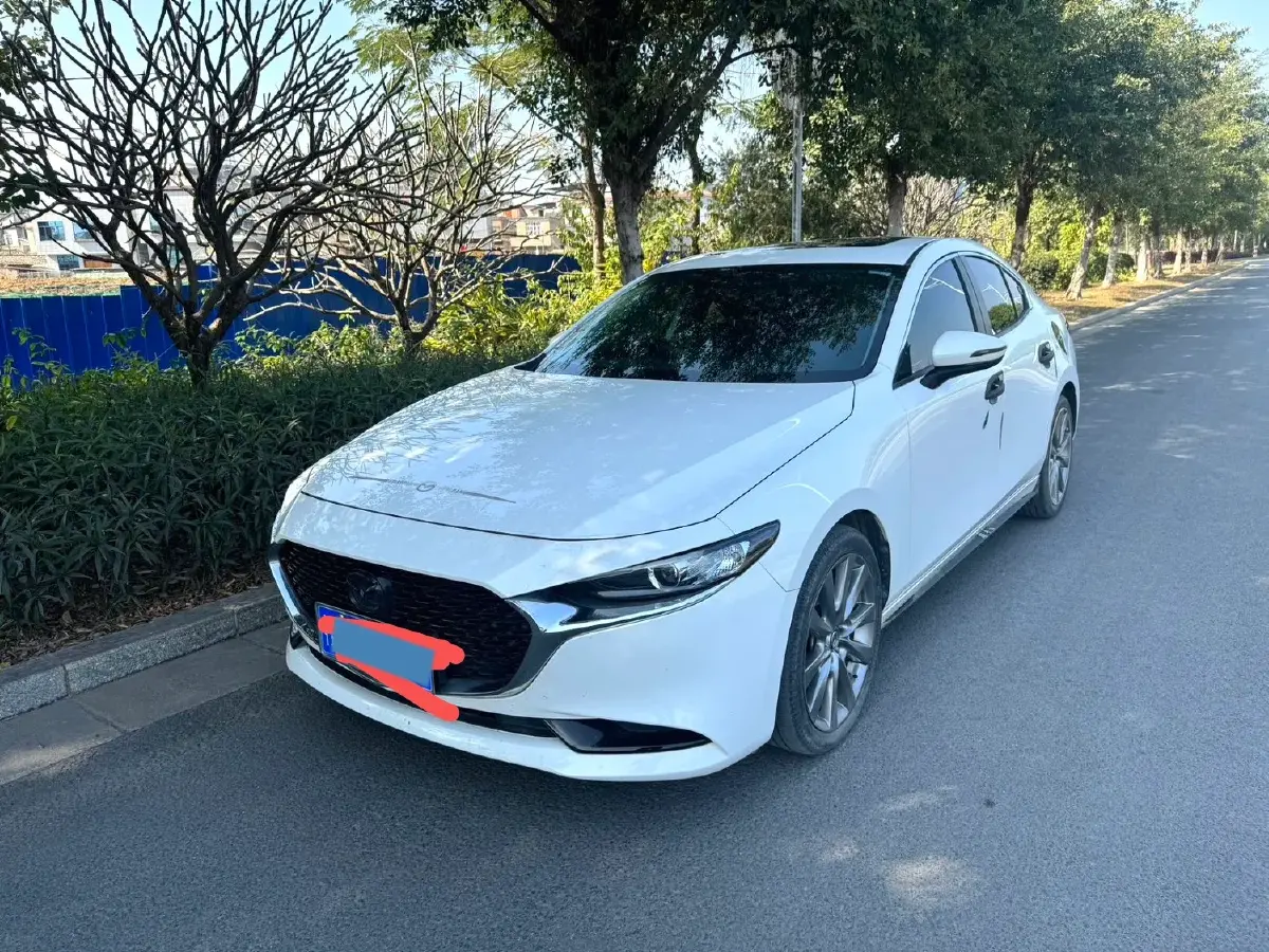2021 Mazda 3 Axela 2.0L 158HP L4 6AT