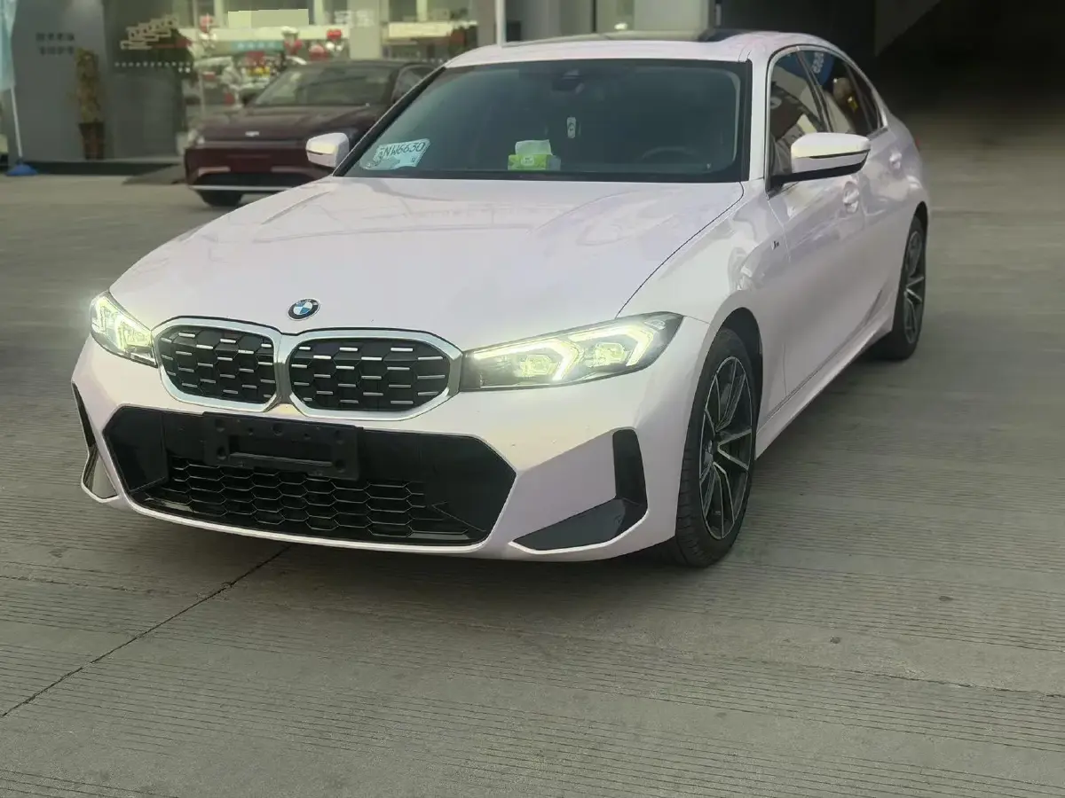 2024 BMW 3 Series 2.0T 184HP L4 8AT