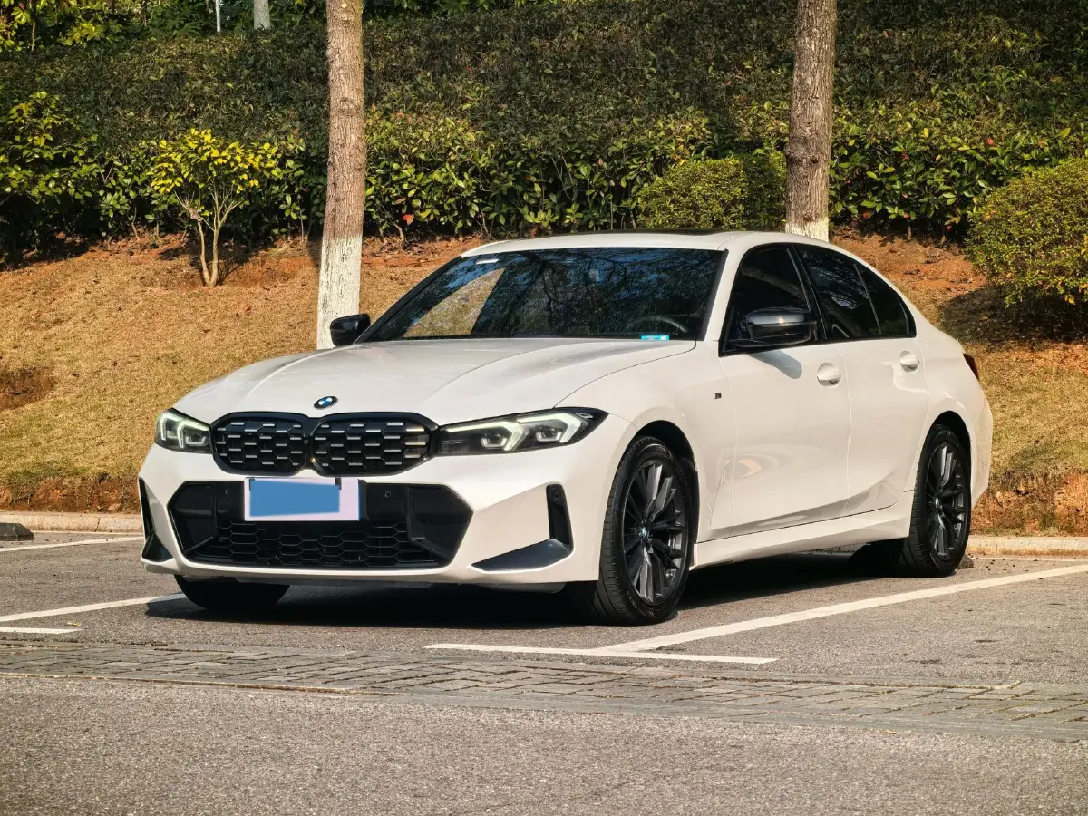 2023 BMW 3 Series 2.0T 184HP L4 8AT