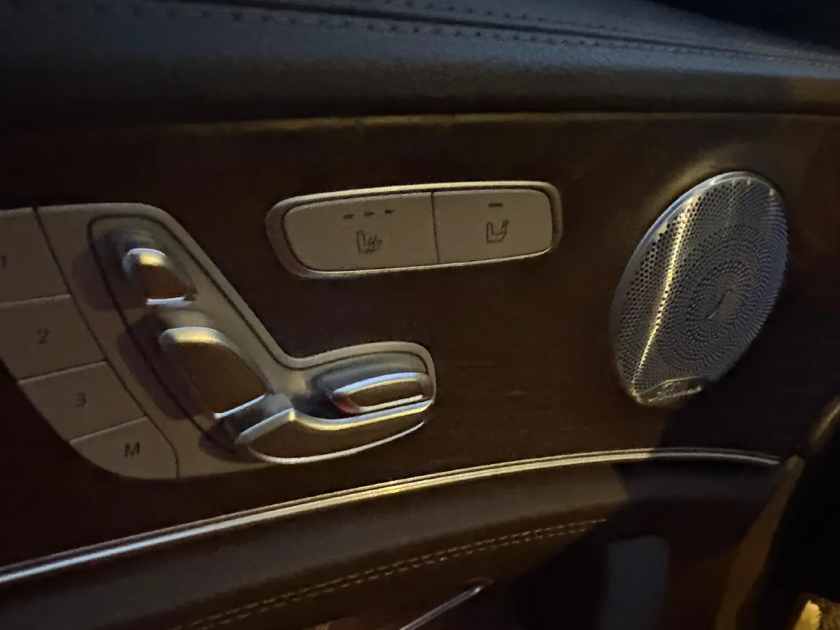 2021 Mercedes-Benz E Class 2.0T 258HP L4 9AT,autocango,china used car exporter,china ev exporter,chinese used car exporter,chinese used ev exporter