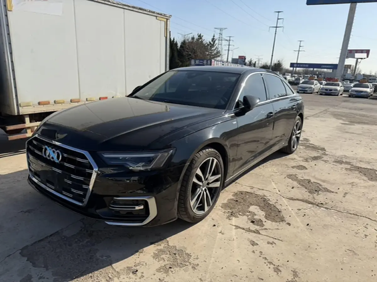 2021 Audi A6L 2.0T 190HP L4 7DCT