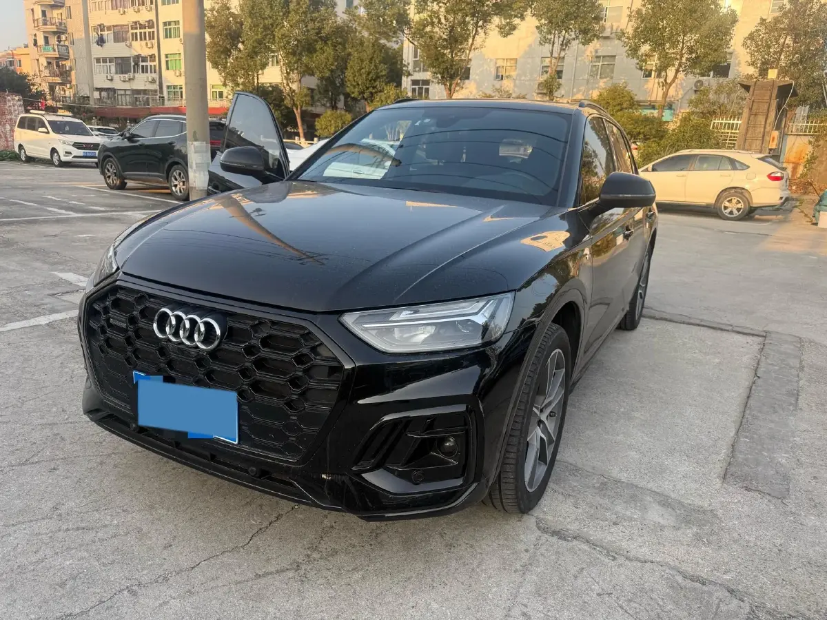 2023 Audi Q5L 2.0T 190HP L4 7DCT