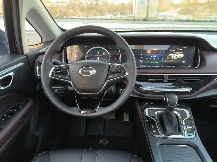 2021 GAC Trumpchi M6 1.5T 169HP L4 7DCT,autocango,china used car exporter,china ev exporter,chinese used car exporter,chinese used ev exporter