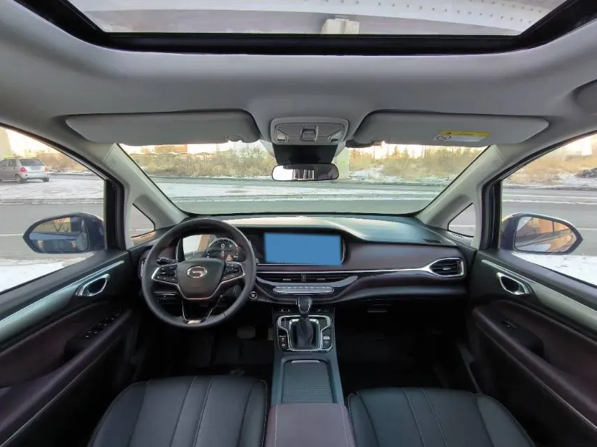 2021 GAC Trumpchi M6 1.5T 169HP L4 7DCT,autocango,china used car exporter,china ev exporter,chinese used car exporter,chinese used ev exporter