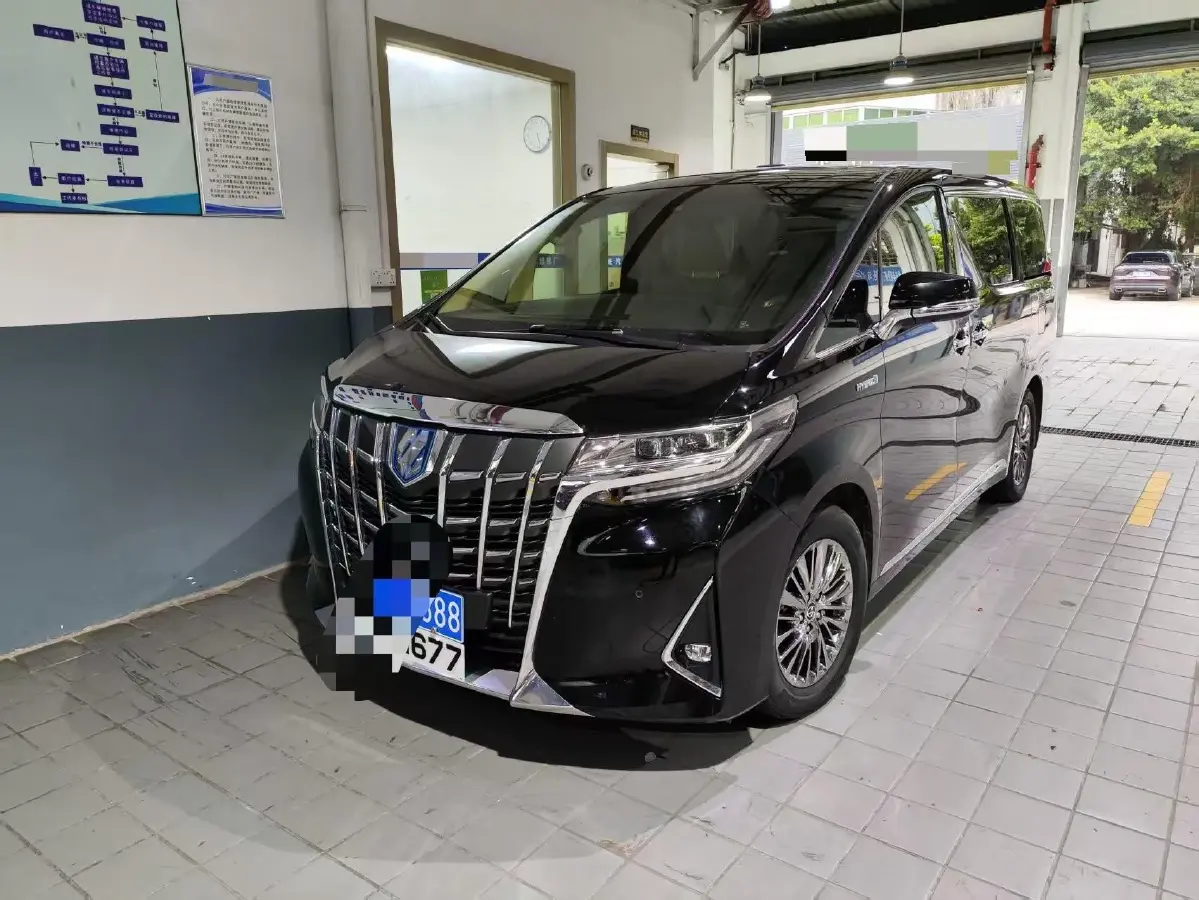 2019 Toyota Alphard 2.5L 117HP L4 E-CVT Hybrid