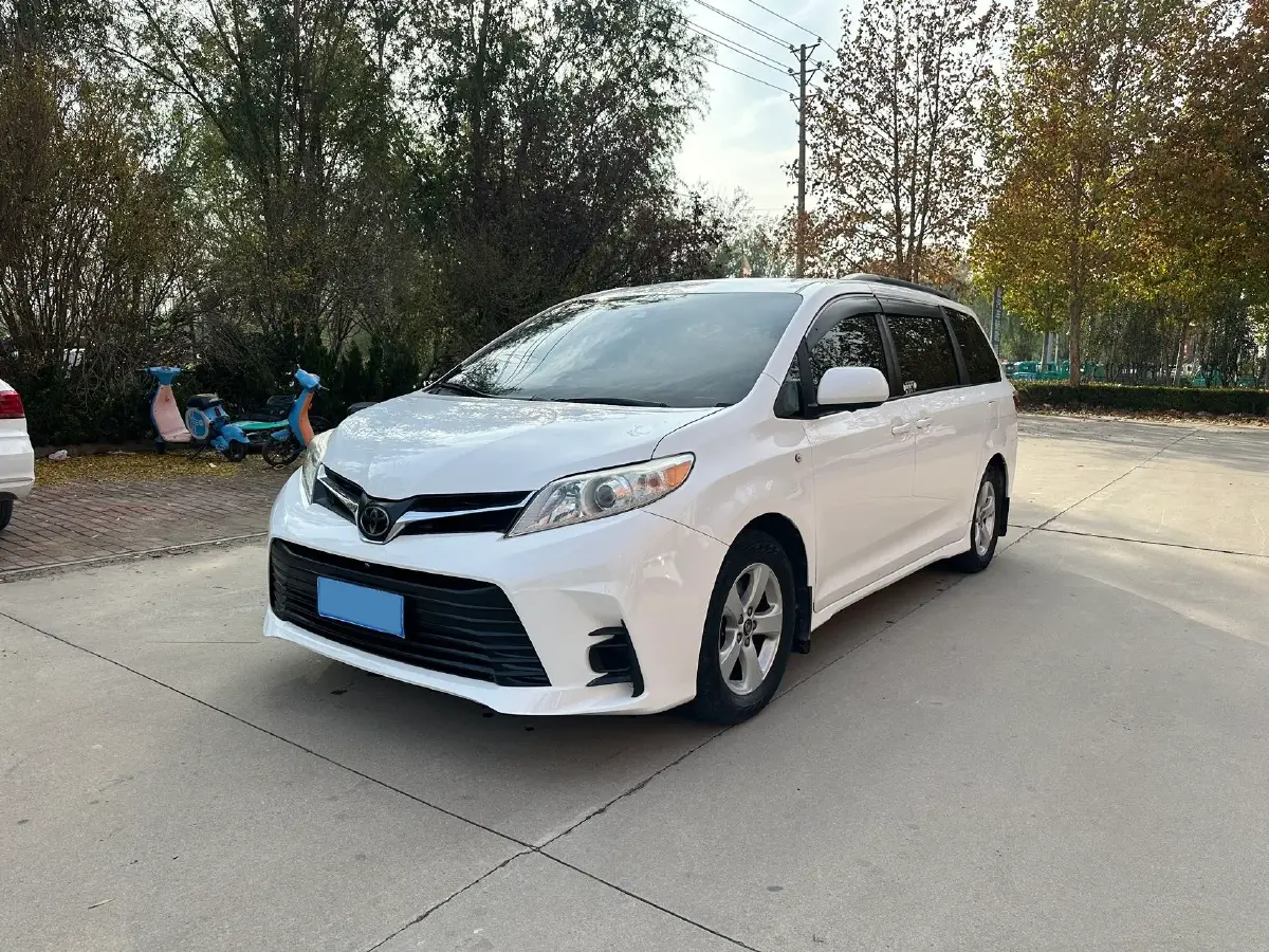 2019 Toyota Camry 2.0L 178HP L4 CVT