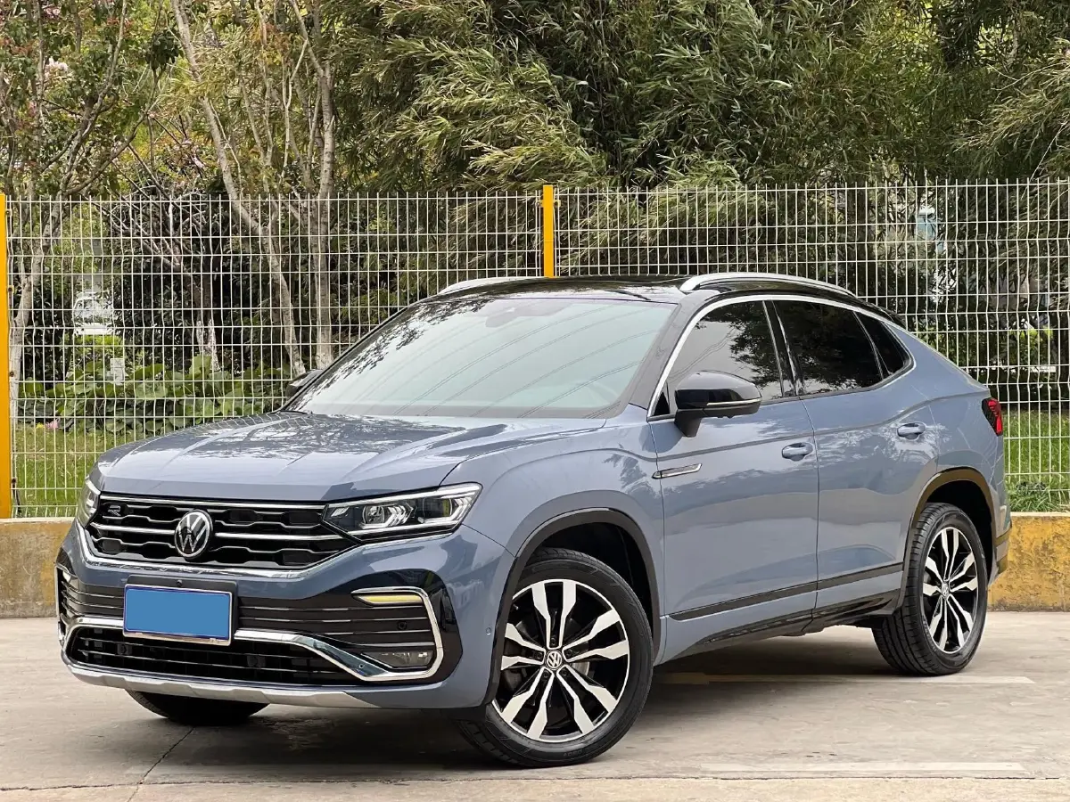 2020 Volkswagen Tayron X 2.0T 220HP L4 7DCT