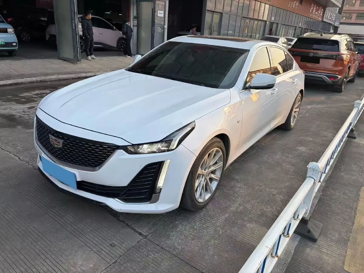 2020 Cadillac CT5 2.0T 237HP L4 10AT