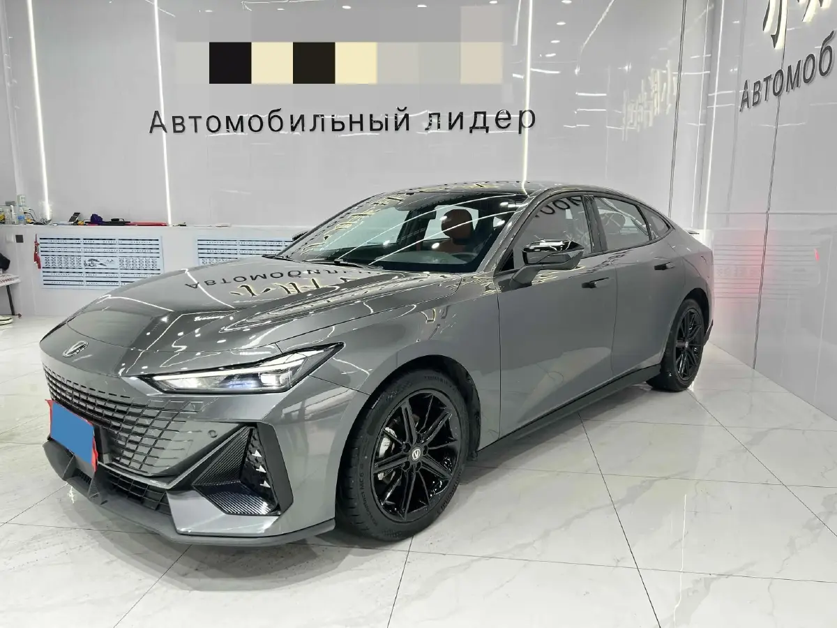 2022 ChangAn UNI-V 1.5T 188HP L4 7DCT