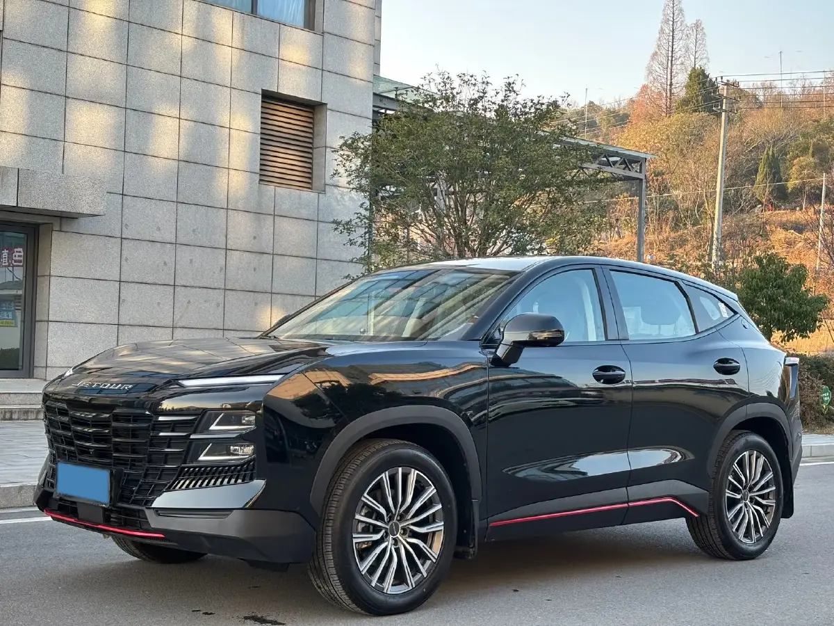 2024 Jetour DASHING 1.6T 197HP L4 7DCT