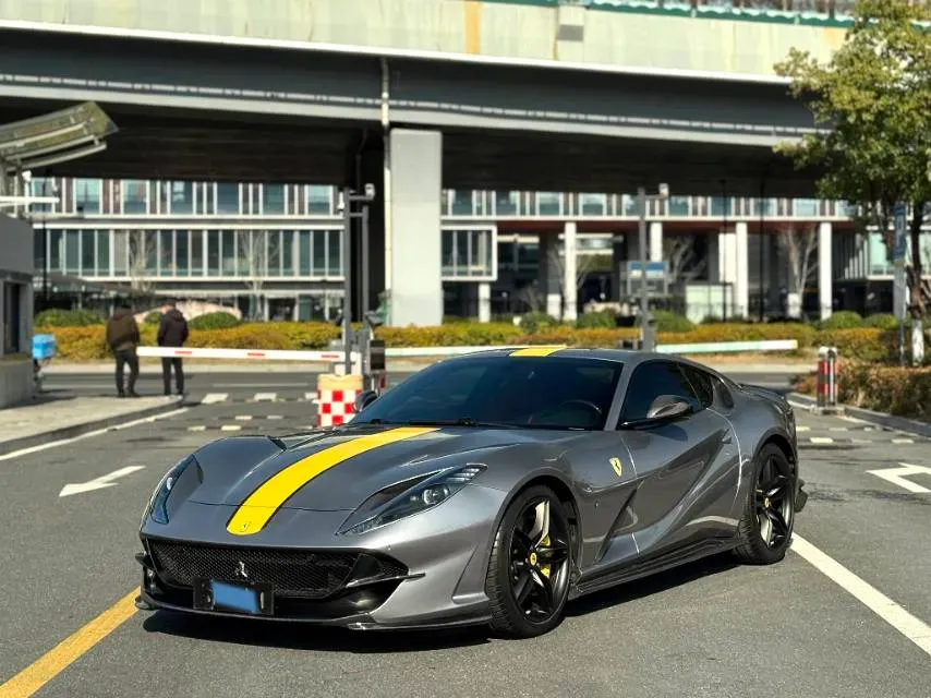 2017 Ferrari 812 6.5L 800HP V12 7DCT,autocango,china used car exporter,china ev exporter,chinese used car exporter,chinese used ev exporter