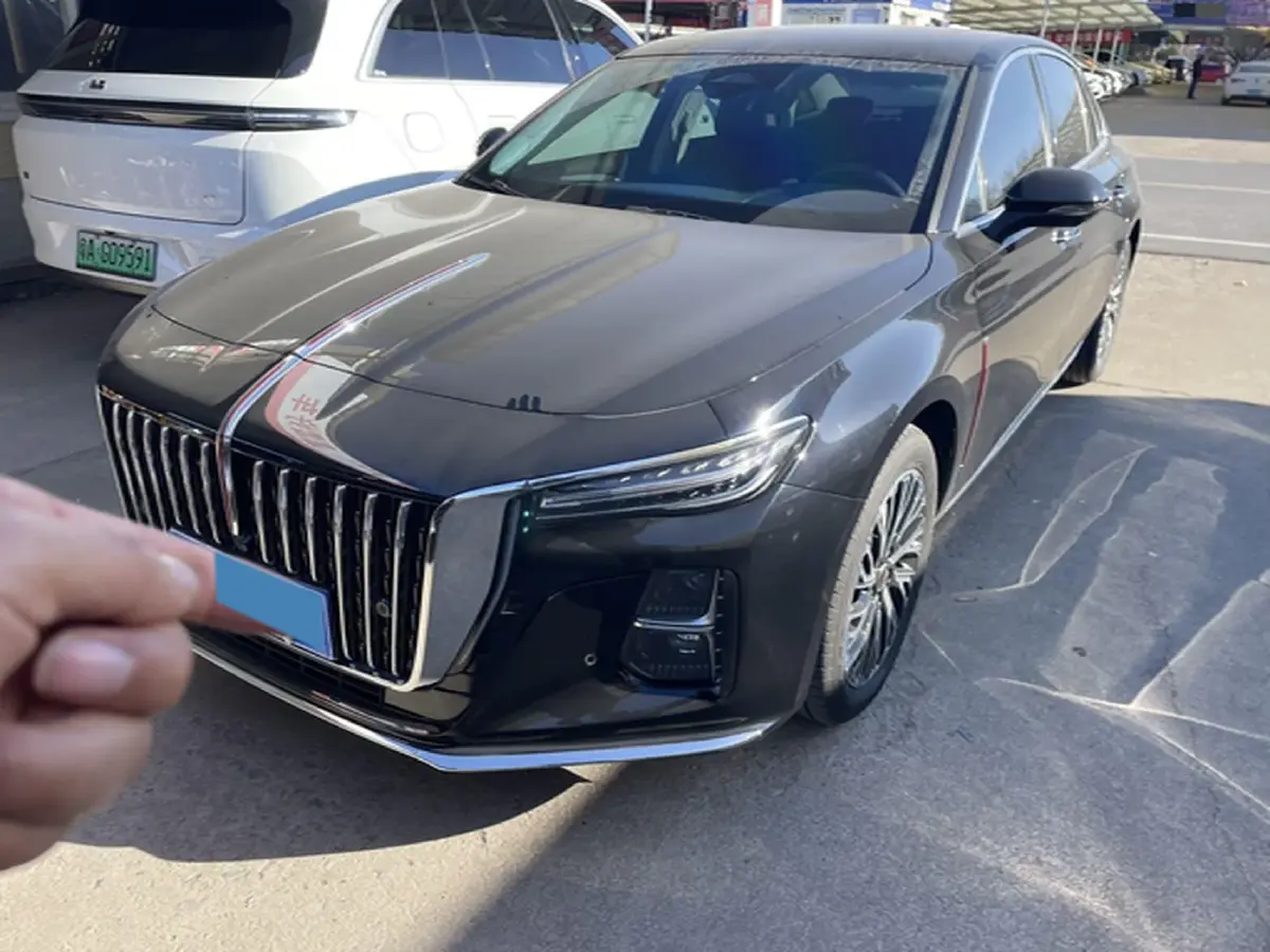 2025 HongQi H5 1.5T 169HP L4 1DHT Hybrid