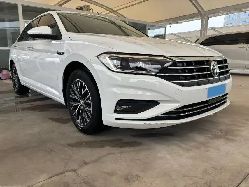 2019 Luxgen Grand 7 MPV 2.0T 188HP L4 6AT,autocango,china used car exporter,china ev exporter,chinese used car exporter,chinese used ev exporter