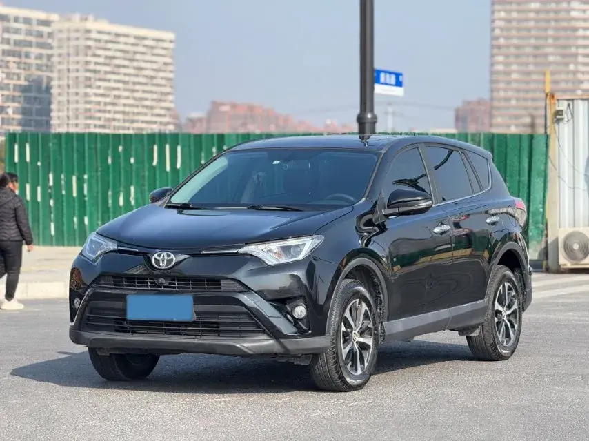2019 Toyota RAV4 2.0L 151HP L4 CVT
