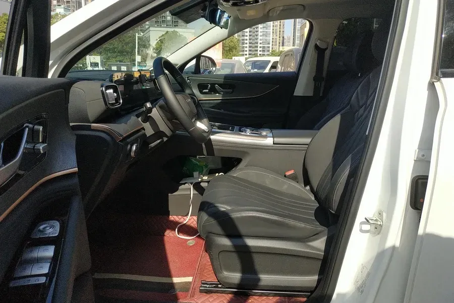 2025 Chery Tiggo 9 2.0T 261HP L4 7DCT,autocango,china used car exporter,china ev exporter,chinese used car exporter,chinese used ev exporter