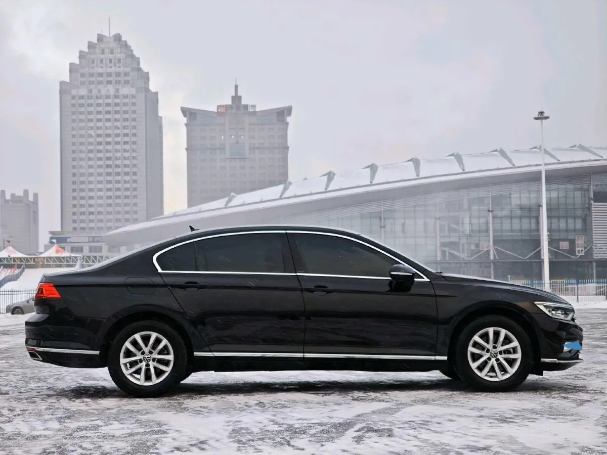 2020 Volkswagen Magotan 1.4T 150HP L4 7DCT,autocango,china used car exporter,china ev exporter,chinese used car exporter,chinese used ev exporter