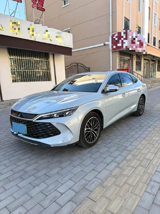 2025 BYD QinL 1.5L 101HP L4 E-CVT PHEV 15.87KWH