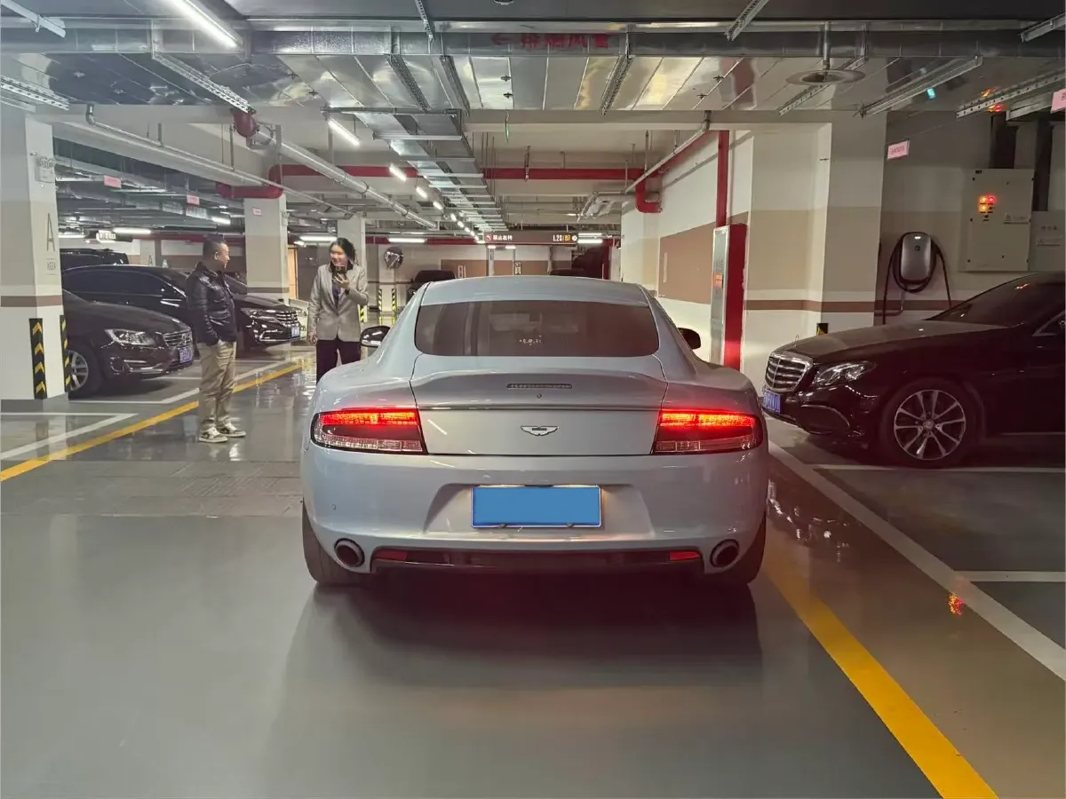 2017 Aston Martin Rapide 6.0L 560HP V12 8AT,autocango,china used car exporter,china ev exporter,chinese used car exporter,chinese used ev exporter