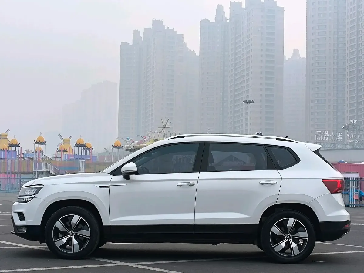 2022 Ford Transit 2.0T 202HP L4 6AT,autocango,china used car exporter,china ev exporter,chinese used car exporter,chinese used ev exporter