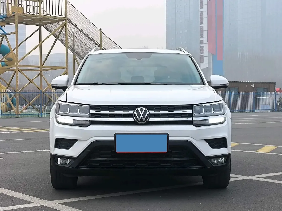 2022 Ford Transit 2.0T 202HP L4 6AT,autocango,china used car exporter,china ev exporter,chinese used car exporter,chinese used ev exporter