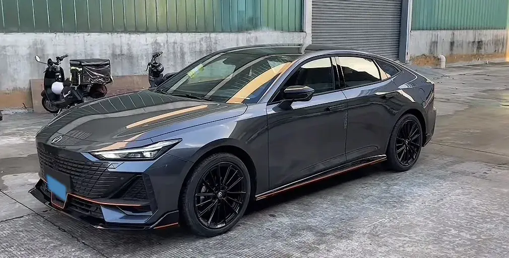 2022 ChangAn UNI-V 1.5T 188HP L4 7DCT