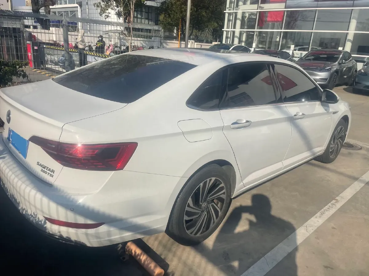 2019 Luxgen Grand 7 MPV 2.0T 188HP L4 6AT,autocango,china used car exporter,china ev exporter,chinese used car exporter,chinese used ev exporter