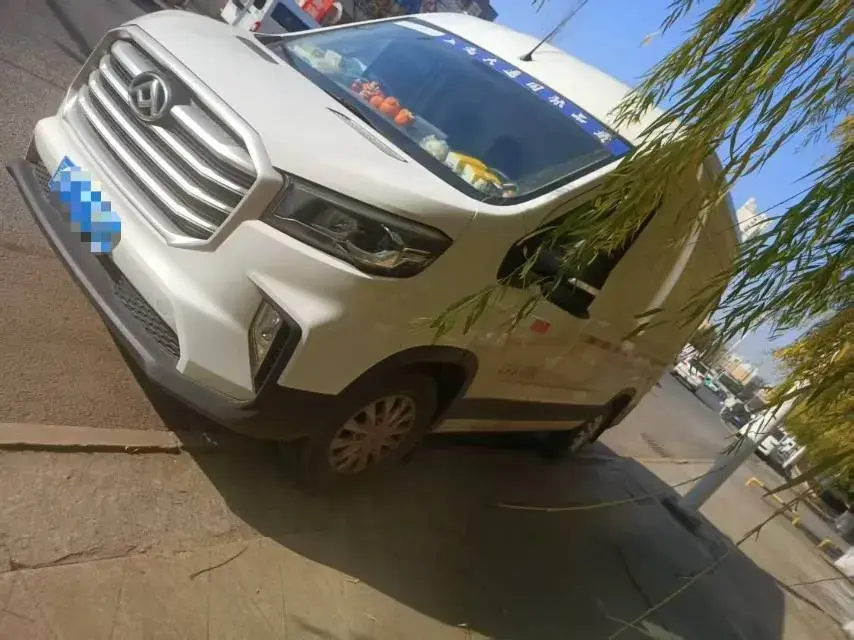 2021 MAXUS XinTu V80 2.0T 139HP L4 6MT