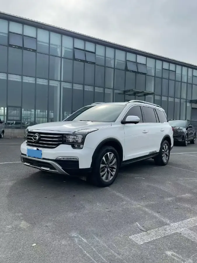 2017 GAC Trumpchi GS8 2.0T 201HP L4 6AT