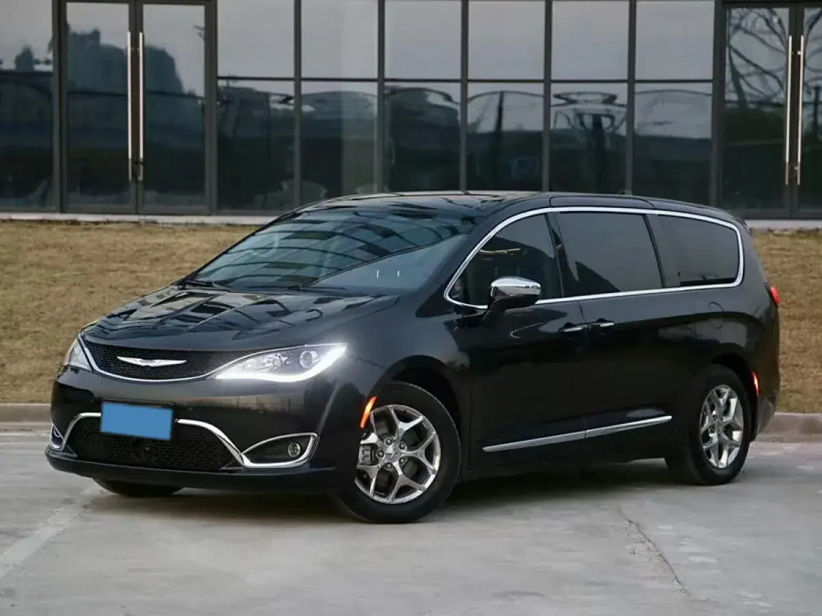 2017 Chrysler Pacifica 3.6L 279HP V6 9AT