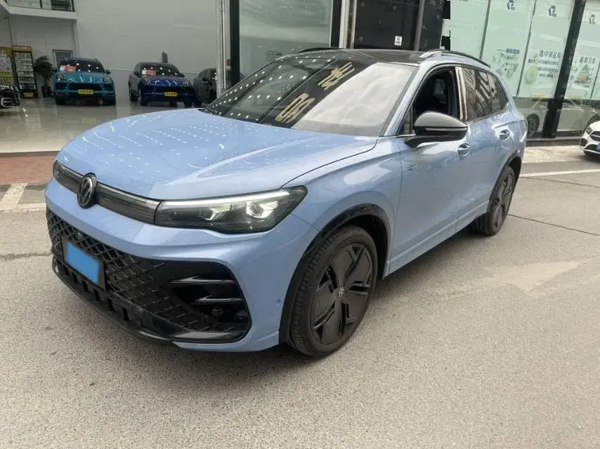 2024 Volkswagen Tiguan L 2.0T 220HP L4 7DCT