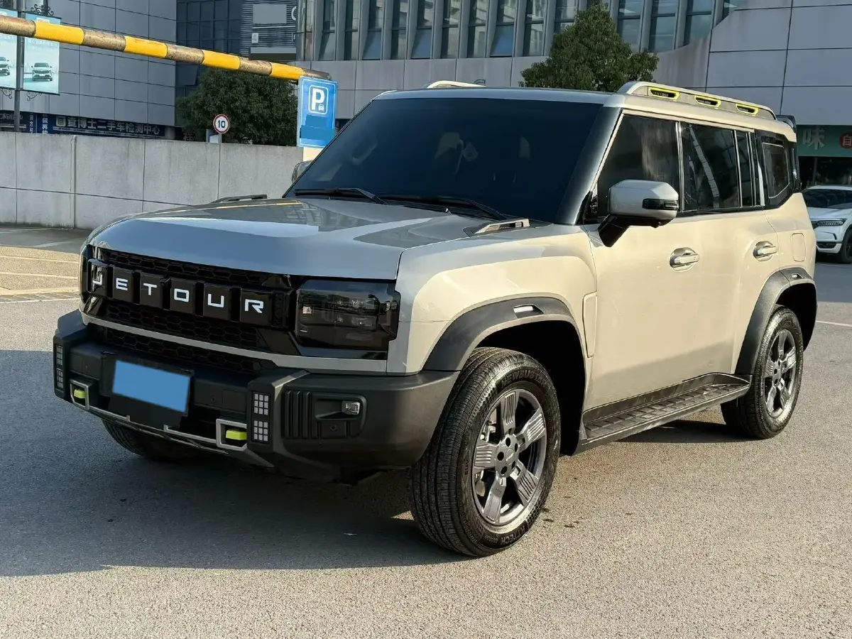 2023 Jetour Traveller 1.5T 184HP L4 7DCT