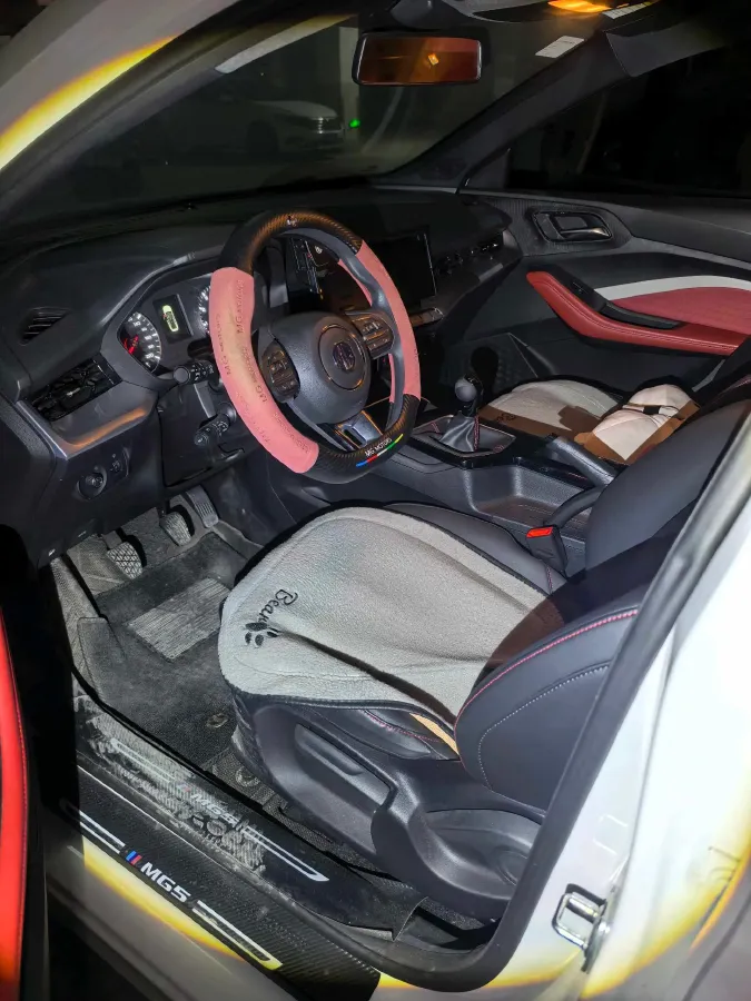 2023 MG 5 1.5L 129HP L4 5MT,autocango,china used car exporter,china ev exporter,chinese used car exporter,chinese used ev exporter