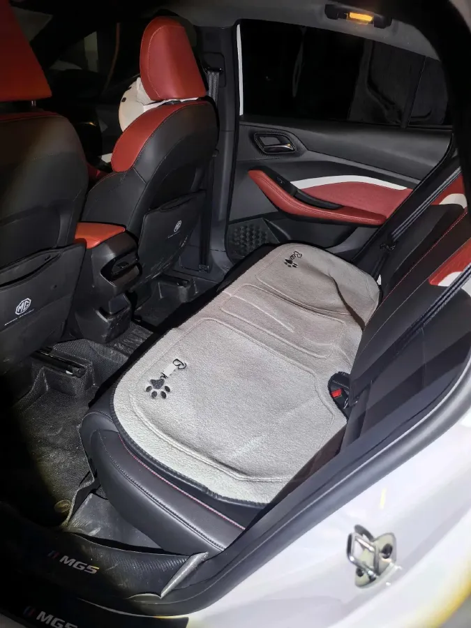 2023 MG 5 1.5L 129HP L4 5MT,autocango,china used car exporter,china ev exporter,chinese used car exporter,chinese used ev exporter