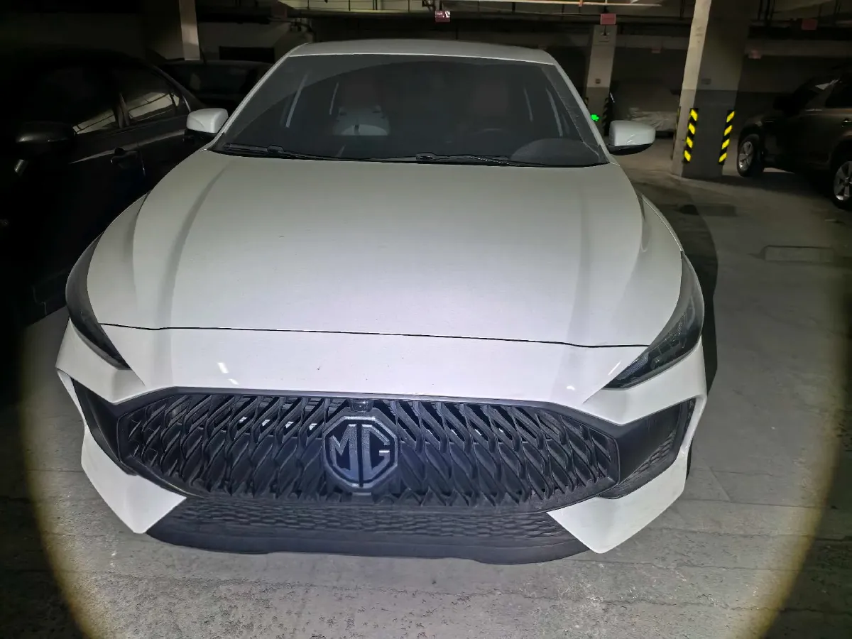 2023 MG 5 1.5L 129HP L4 5MT,autocango,china used car exporter,china ev exporter,chinese used car exporter,chinese used ev exporter