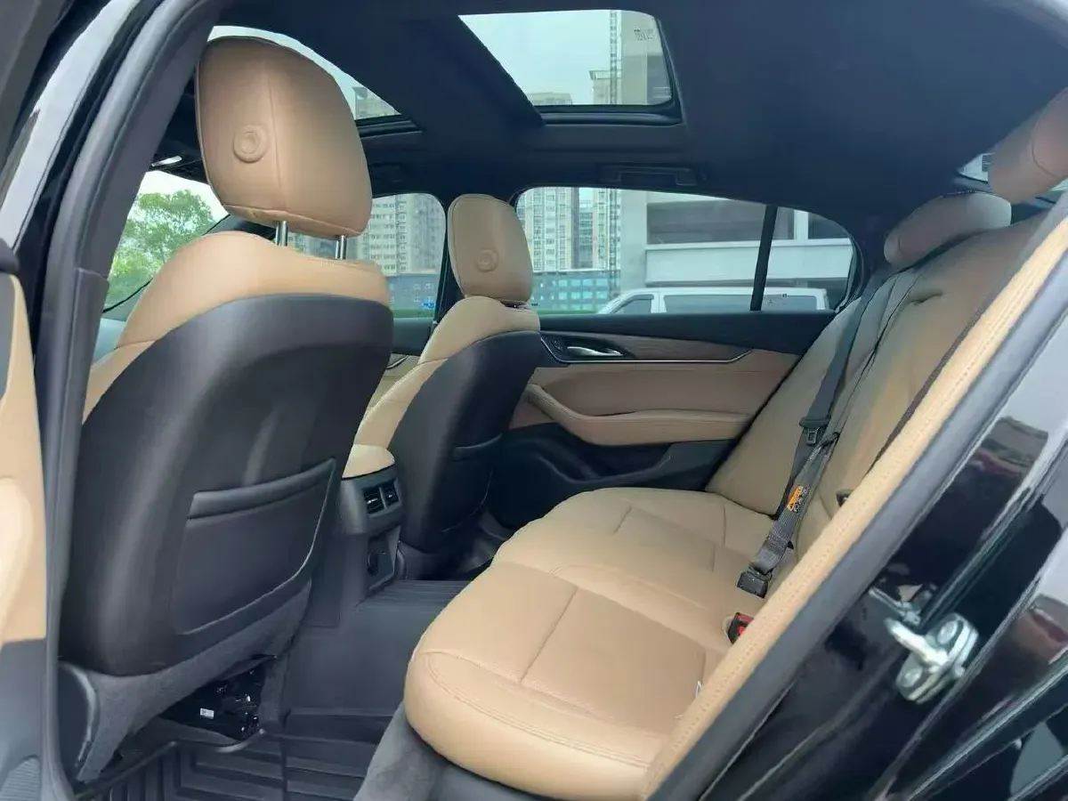 2025 Cadillac CT5 2.0T 237HP L4 10AT,autocango,china used car exporter,china ev exporter,chinese used car exporter,chinese used ev exporter