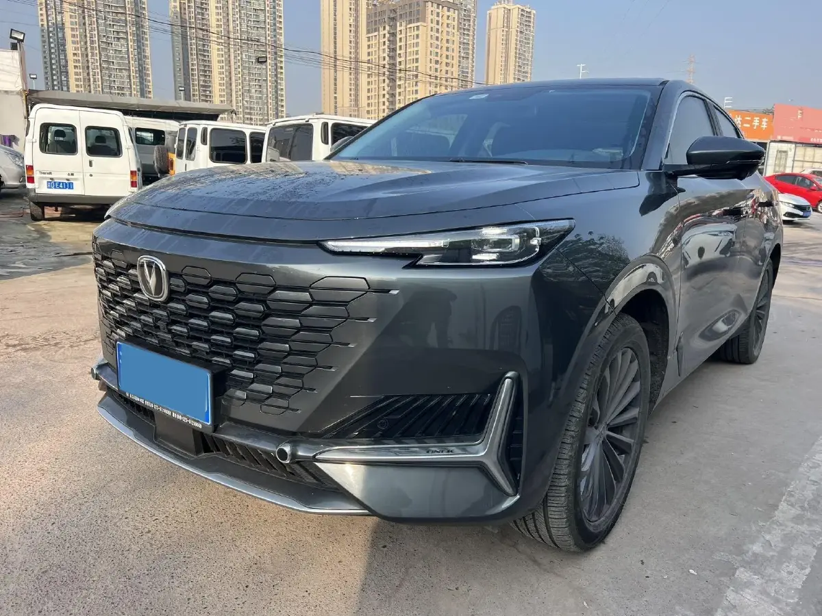 2021 ChangAn UNI-K 2.0T 233HP L4 8AT