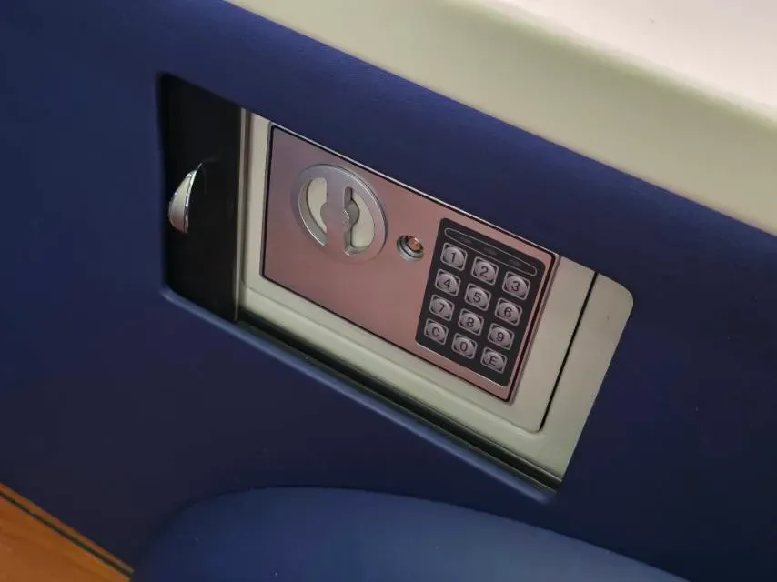 2013 GMC SAVANA 5.3L 305HP V8 4AT,autocango,china used car exporter,china ev exporter,chinese used car exporter,chinese used ev exporter