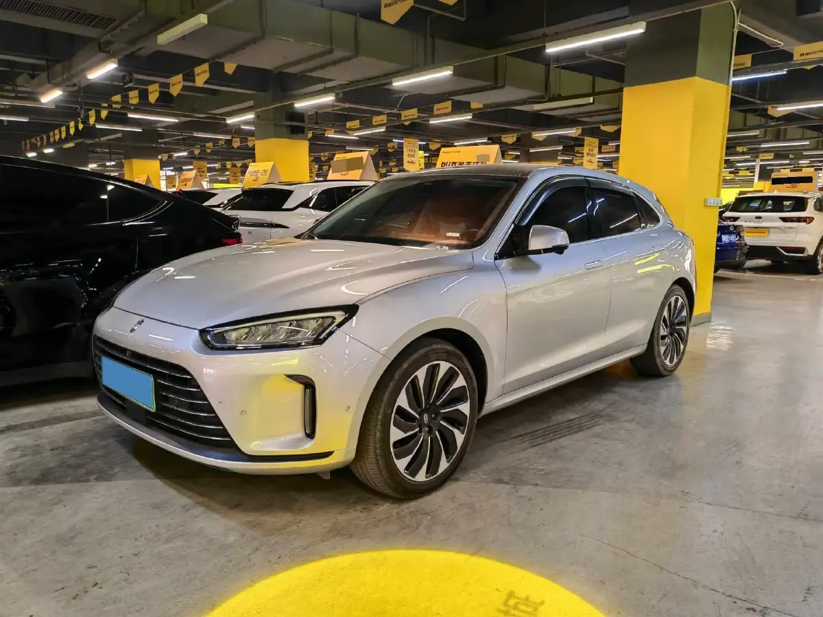 2022 Isuzu Mu-X 2.0T 220HP L4 8AT