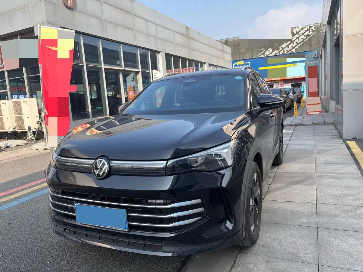 2024 Volkswagen Tiguan L 2.0T 186HP L4 7DCT