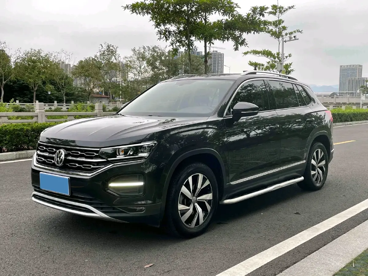 2019 Jeep Cherokee 2.0T 234HP L4 9AT