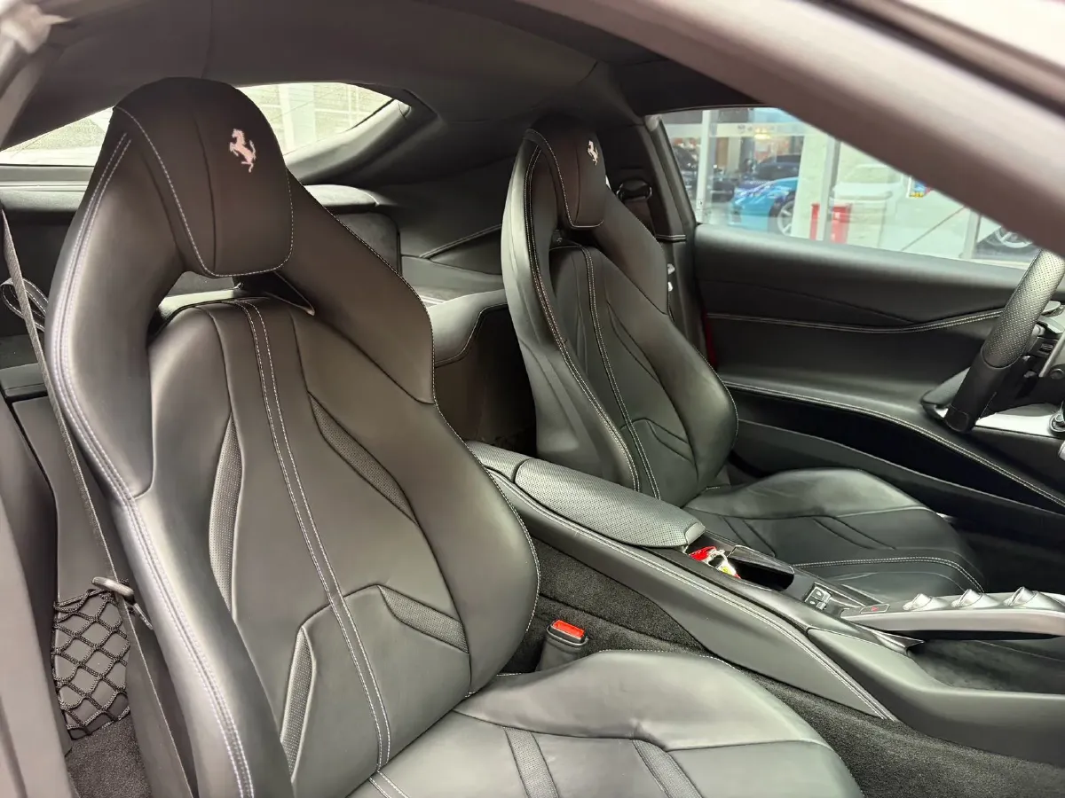 2017 Ferrari 812 6.5L 800HP V12 7DCT,autocango,china used car exporter,china ev exporter,chinese used car exporter,chinese used ev exporter