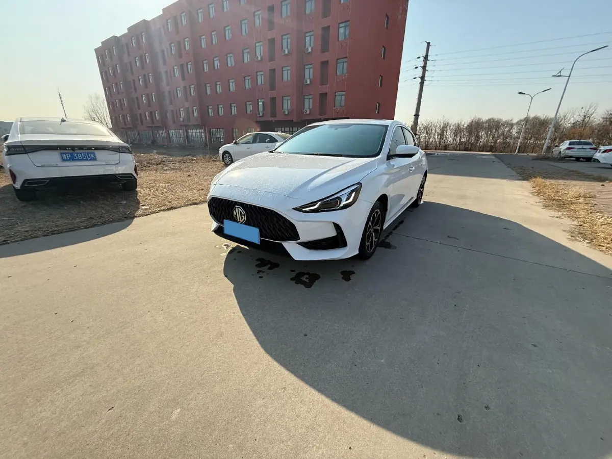 2021 MG 5 1.5L 120HP L4 CVT