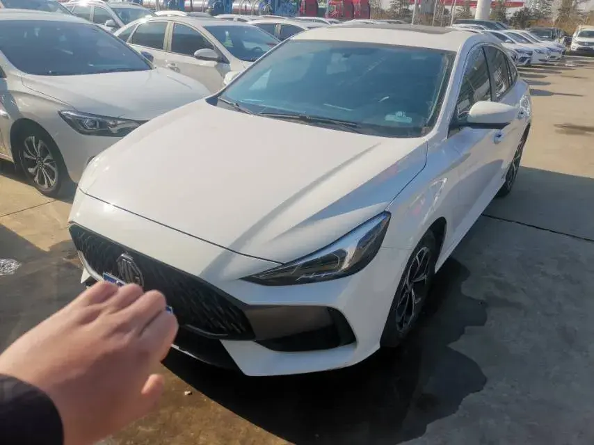 2021 MG 5 1.5L 120HP L4 CVT