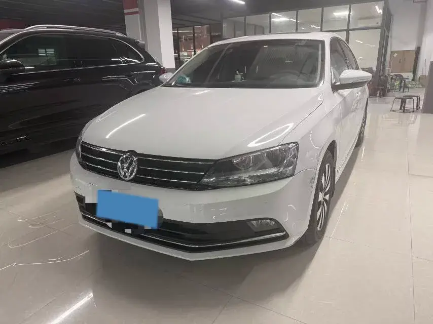 2018 Volkswagen Sagitar 1.2T 110HP L4 7DCT